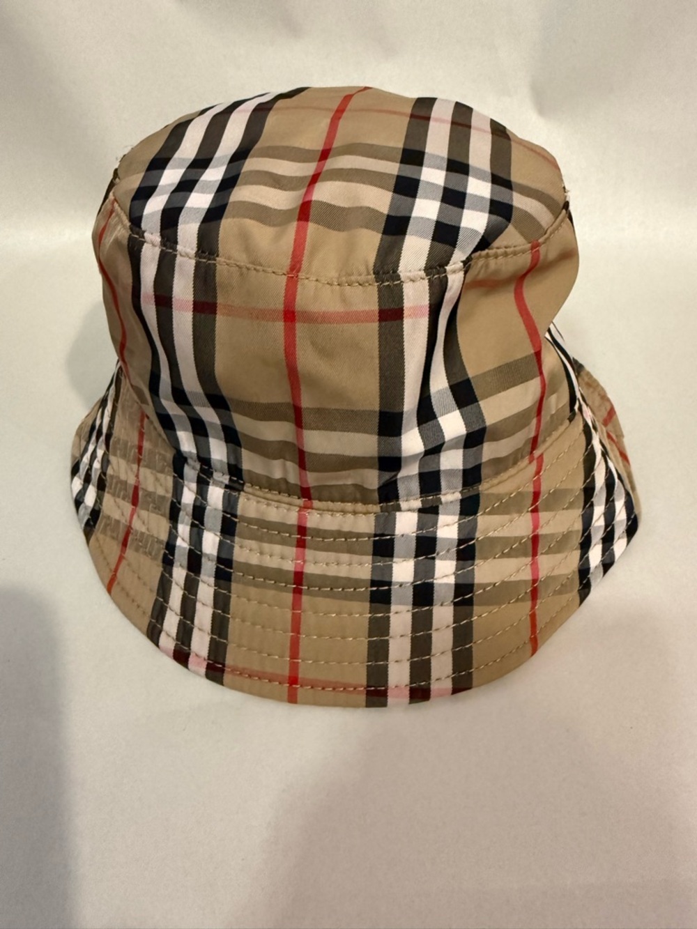 Burberry Technical Cotton Vintage Check Bucket Hat in Archive Beige Size O/S - Picture 1 of 5
